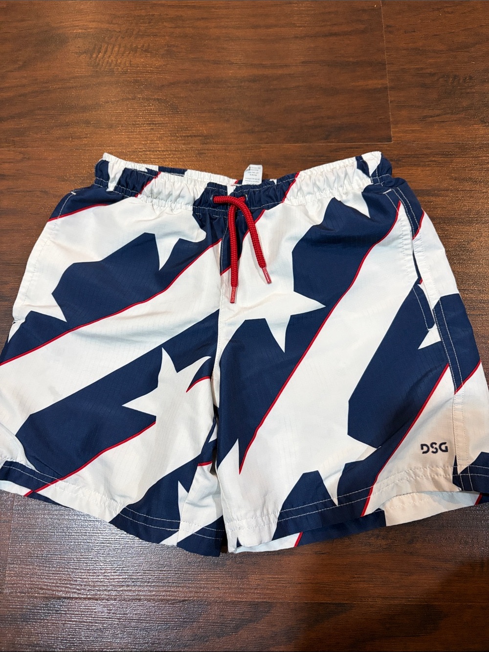 DSG Men's Navy, White & Red Star Athletic Shorts